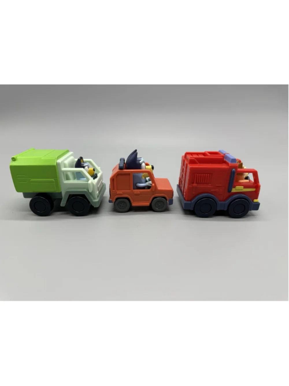 Bluey Mini Racers Lot of 3 Fire Truck Bingo Heeler 4WD Bandit Garbage Truck Toys
